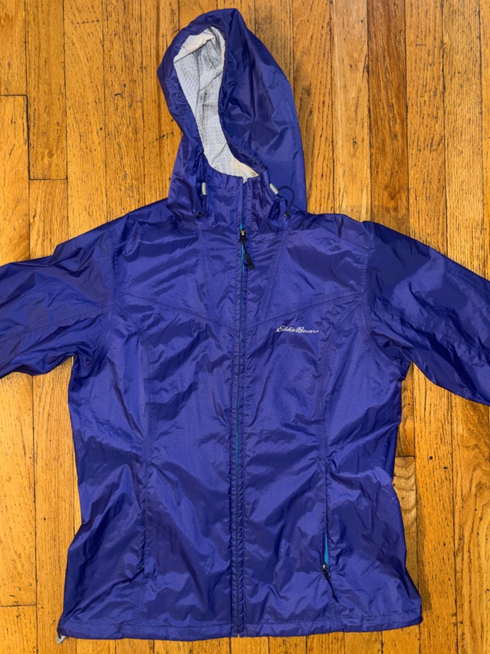 Eddie Bauer Women’s Lightweight Hooded Rain Jacket-Windbreaker - Medium